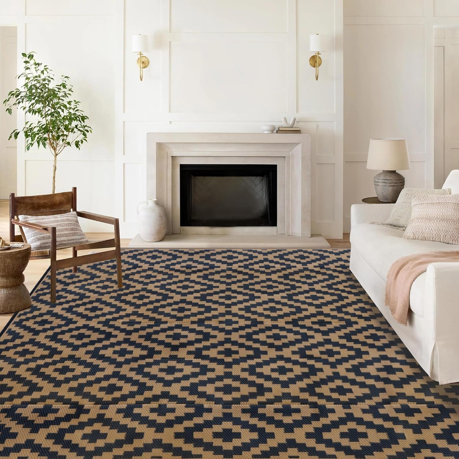 Waterproof Outdoor Rug 5x8 ft, Plastic Reversible Rug, Modern Area Rug, Large Floor Mat for Outdoors, RV, Patio, Backyard, Deck, Picnic, Beach, Camping, Black & Beige