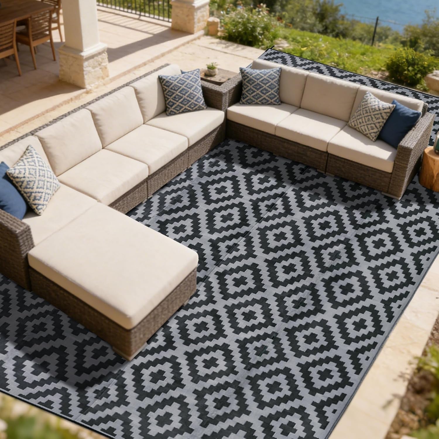 Waterproof Outdoor Rug 5x8 ft, Plastic Reversible Rug, Modern Area Rug, Large Floor Mat for Outdoors, RV, Patio, Backyard, Deck, Picnic, Beach, Camping, Black & Beige