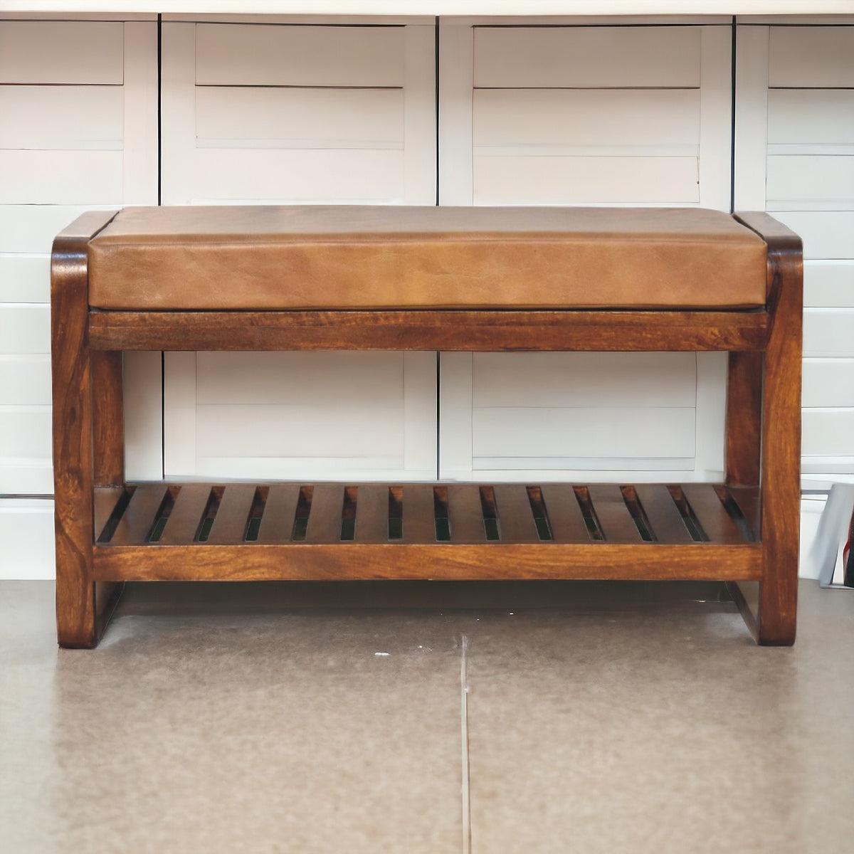 Small Buffalo Slatted Hallway Bench