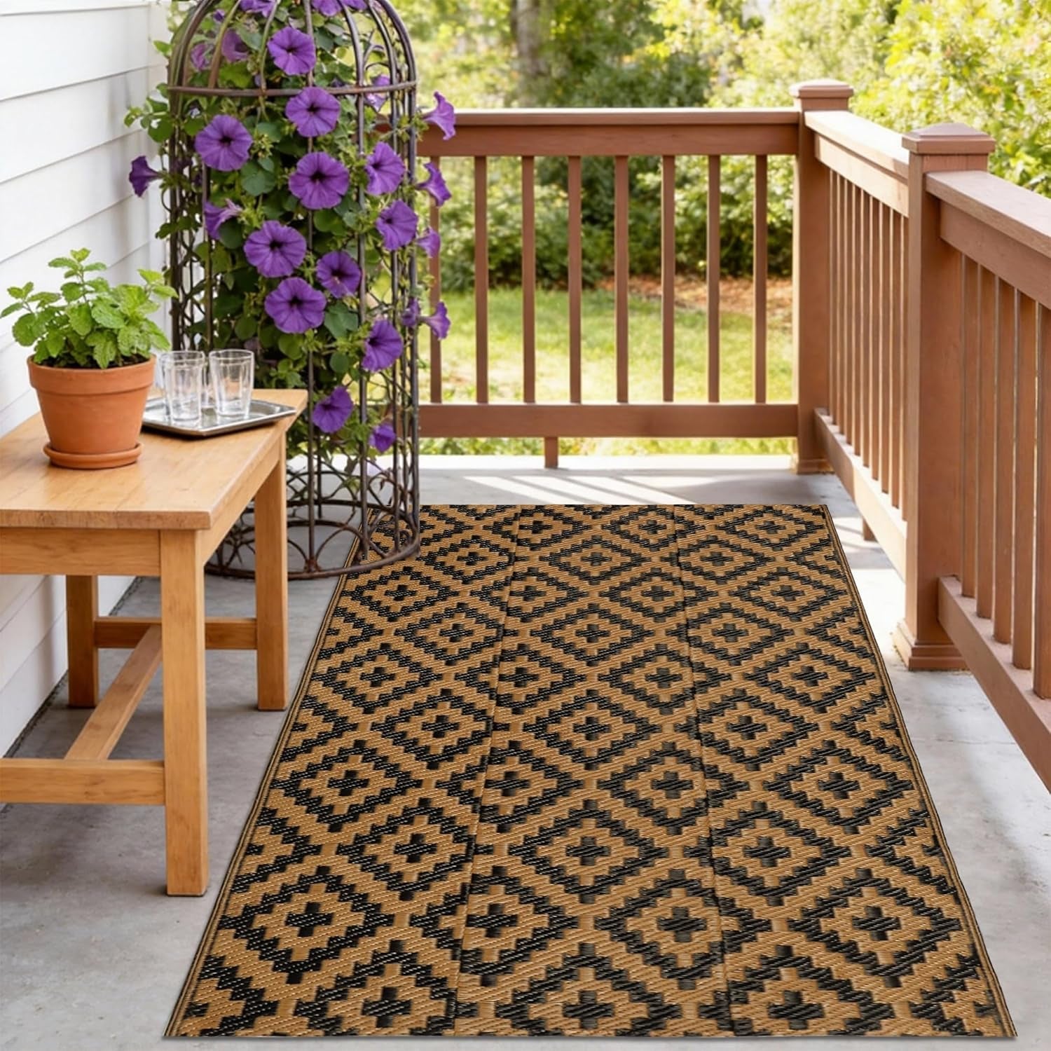Waterproof Outdoor Rug 5x8 ft, Plastic Reversible Rug, Modern Area Rug, Large Floor Mat for Outdoors, RV, Patio, Backyard, Deck, Picnic, Beach, Camping, Black & Beige