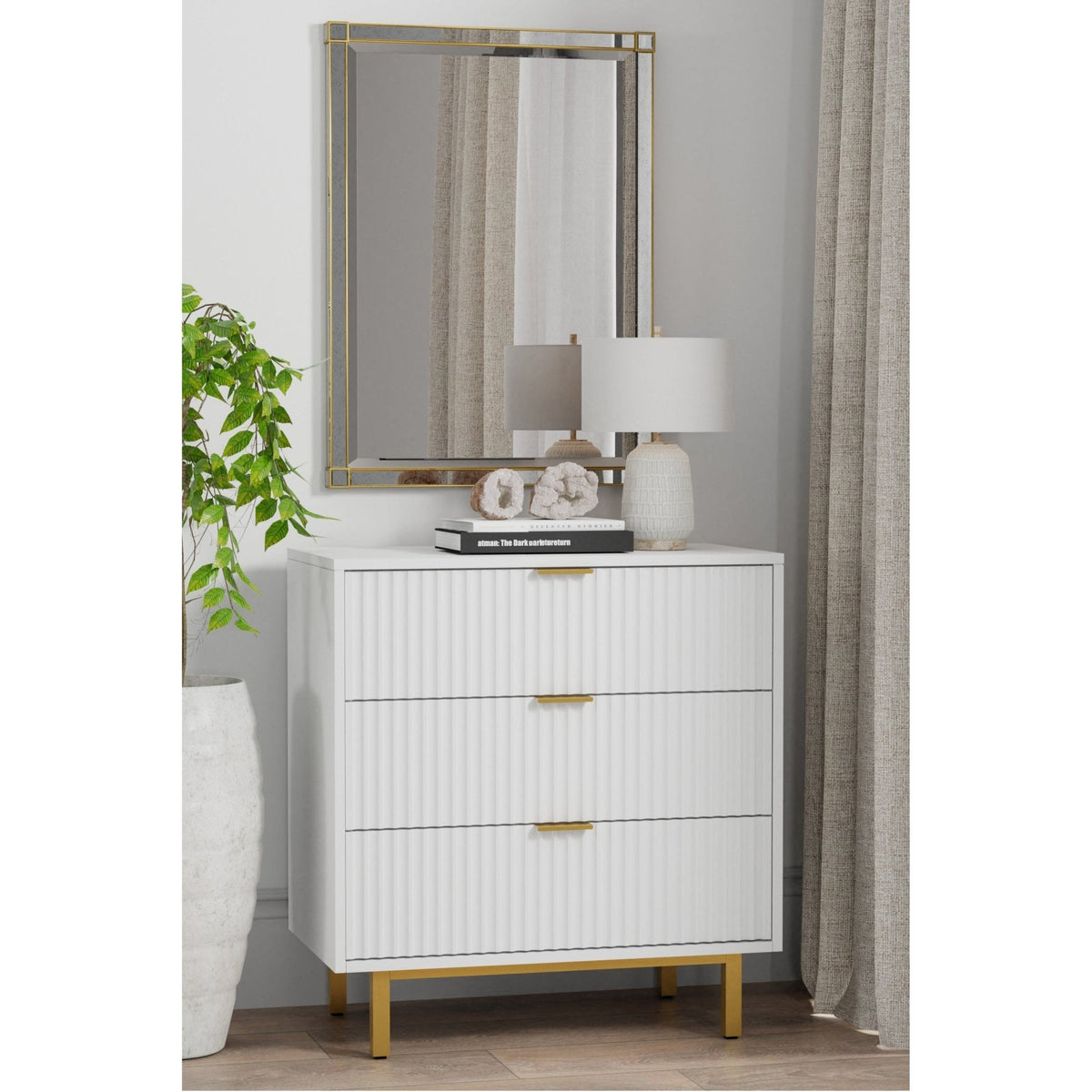 Casey Small Chest, White