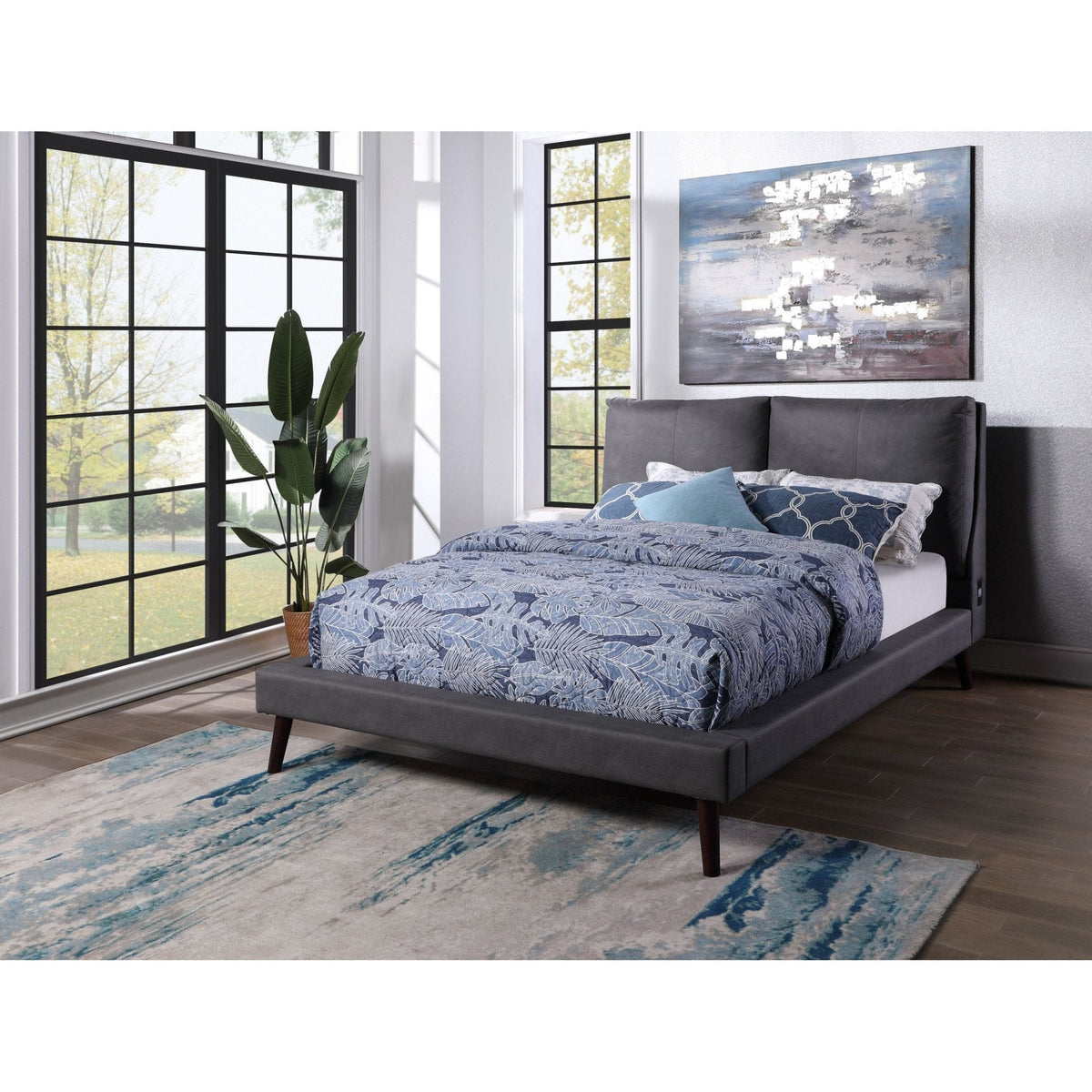 Gabriela California King Platform Bed