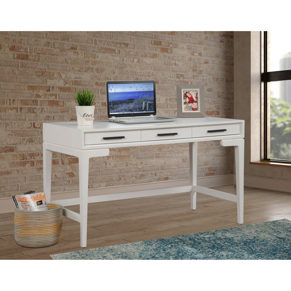 Nova Large Desk - Chalk White