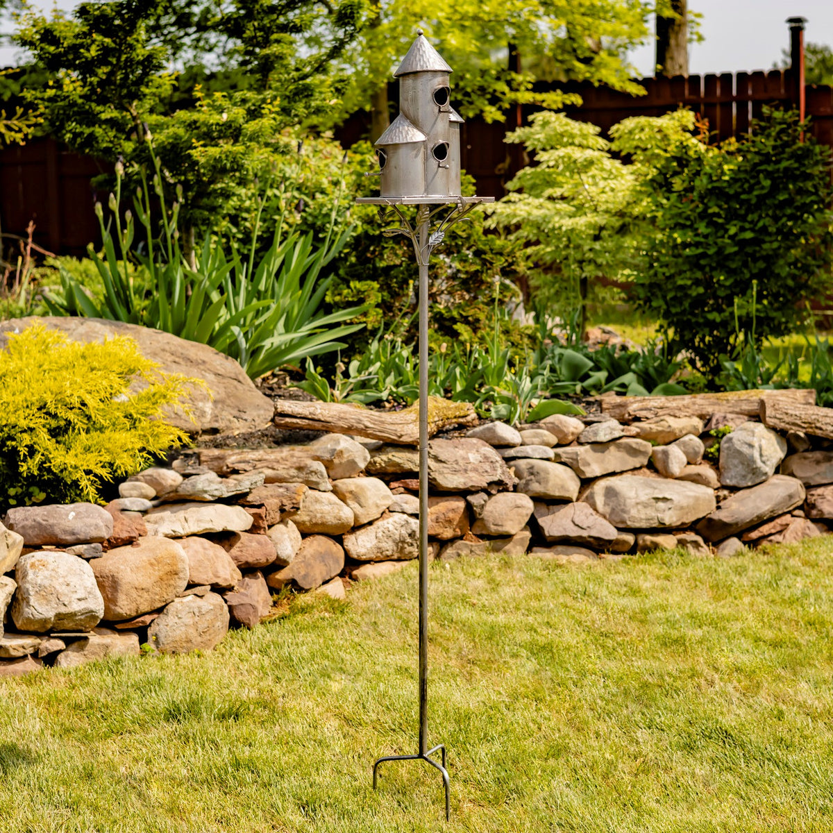Tall Cylinder Triple Birdhouse Stake