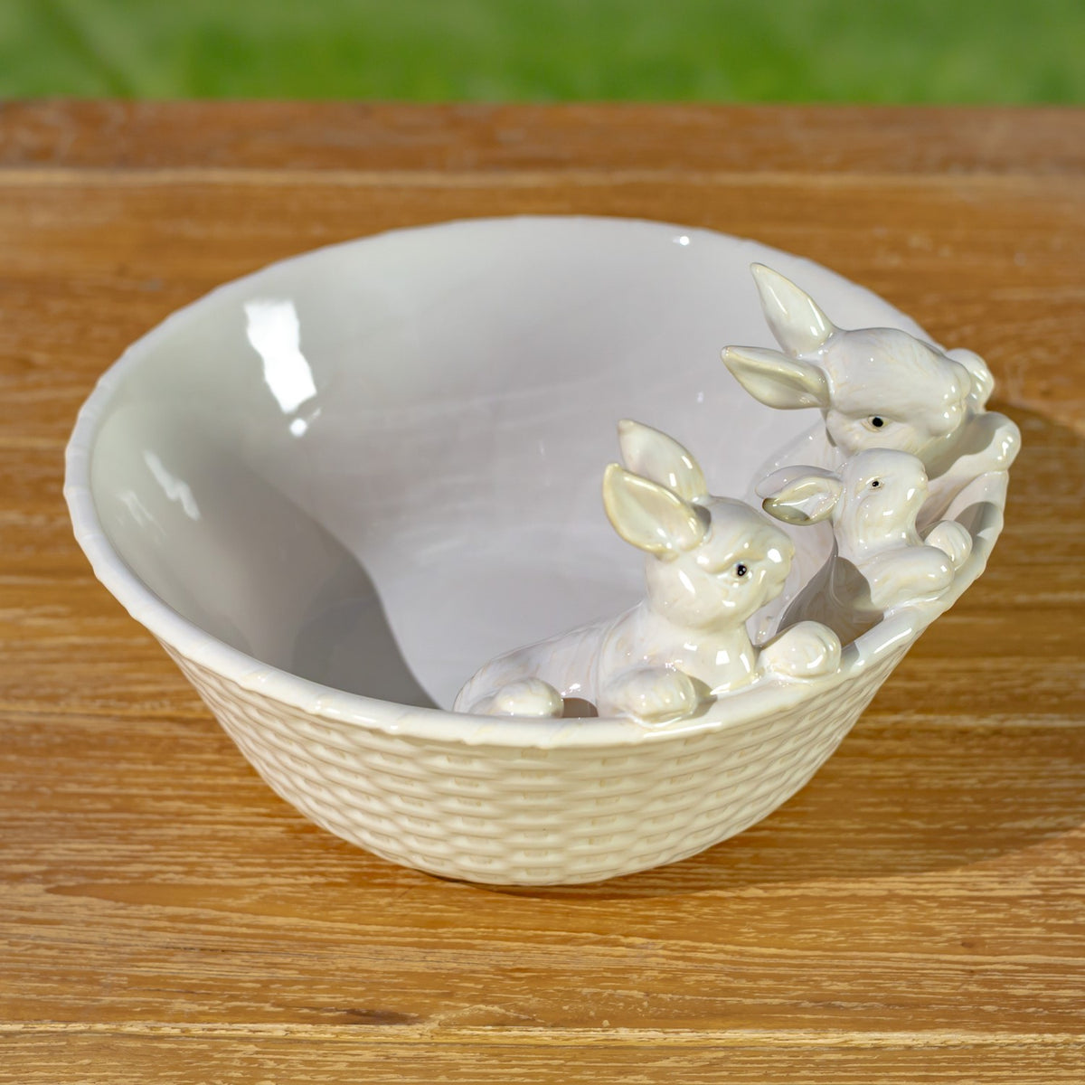 12" Ceramic Oval Basin with Peeping Bunnies "White Rabbit"