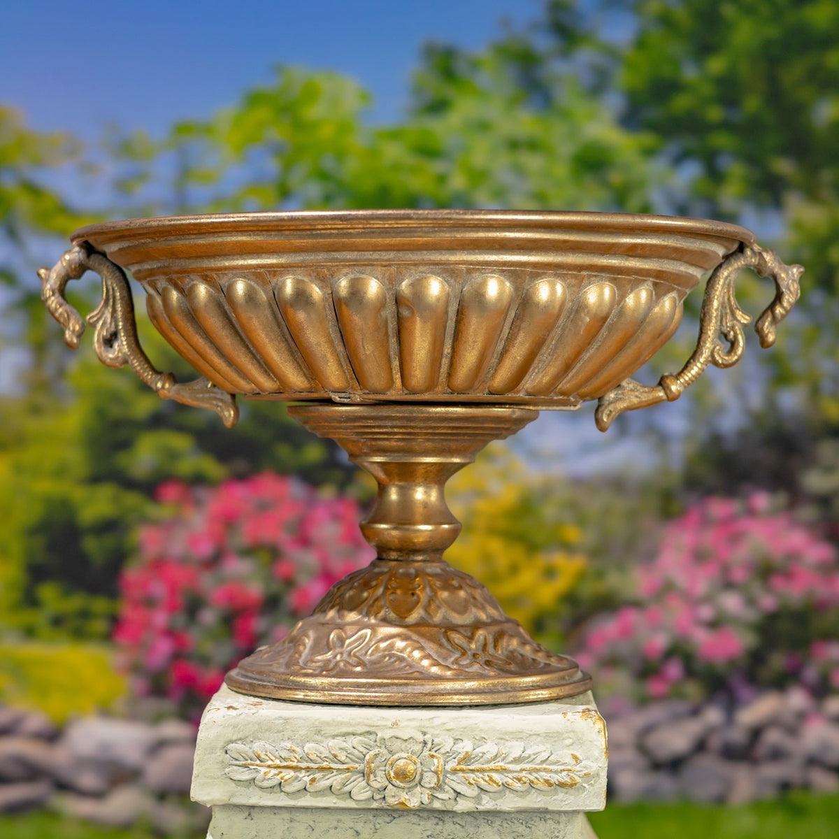 Set of 2 Assorted Frosted Gold Metal Urn "Aeneas"