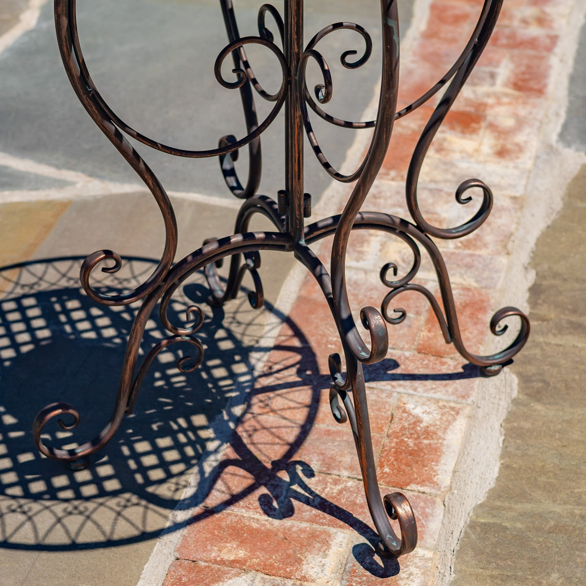 San Marino Round Mosaic Bistro Table "Dolomites"