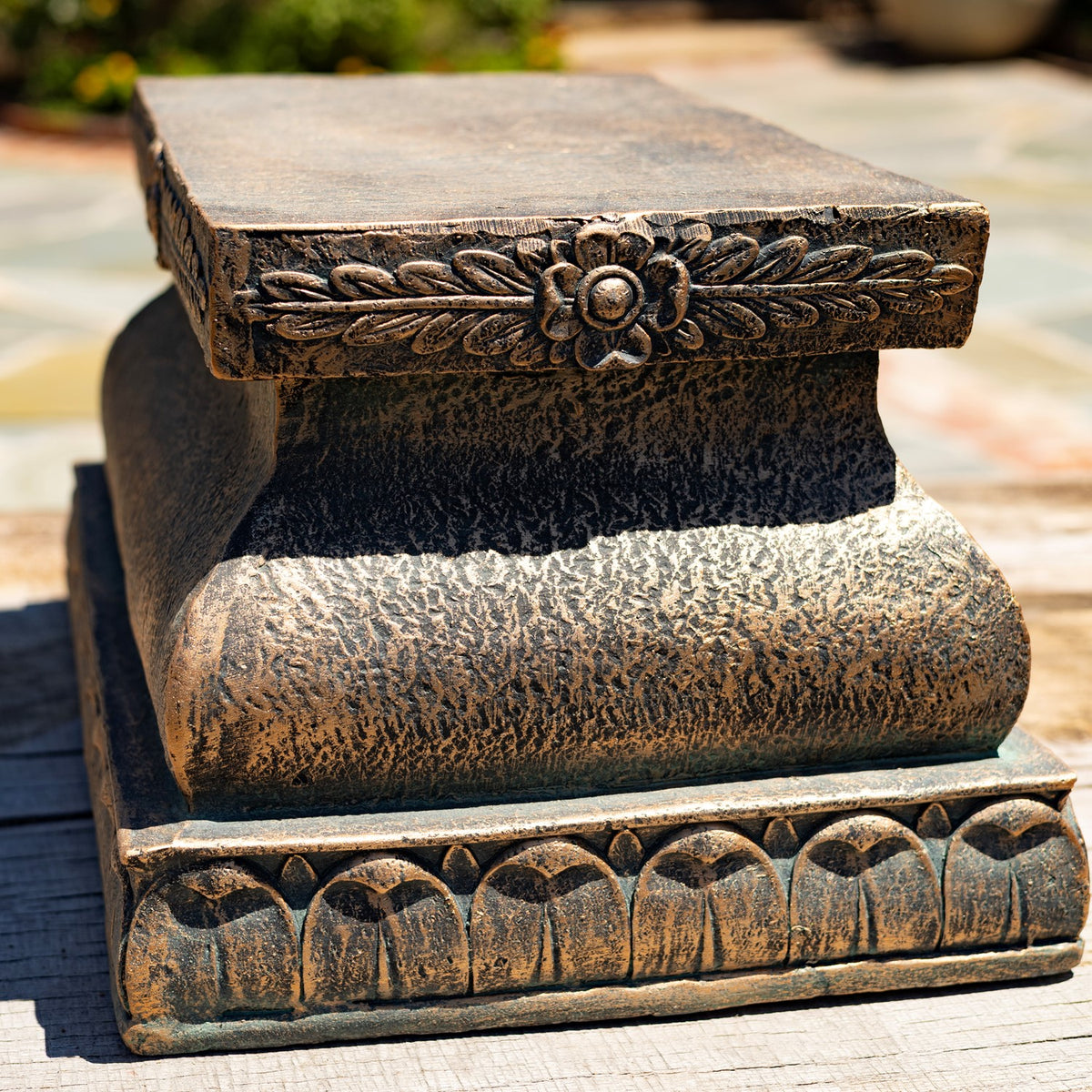12" Magnesium Pedestal Base for 26.5"t Lions