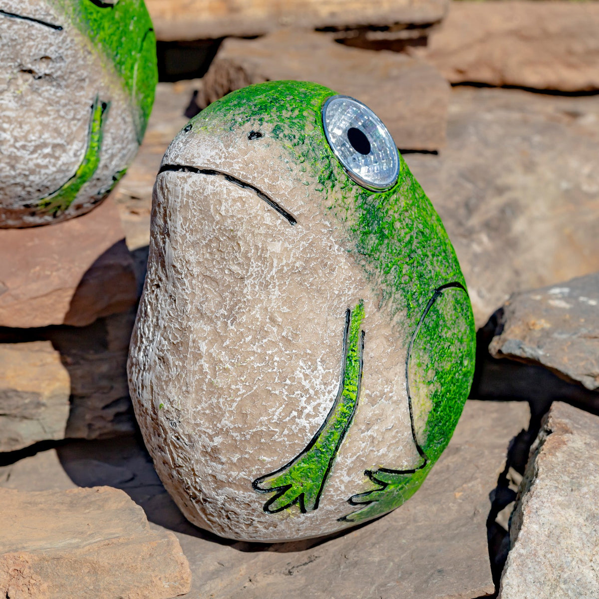Set of 3 Solar Rock Frogs with Light Up Eyes