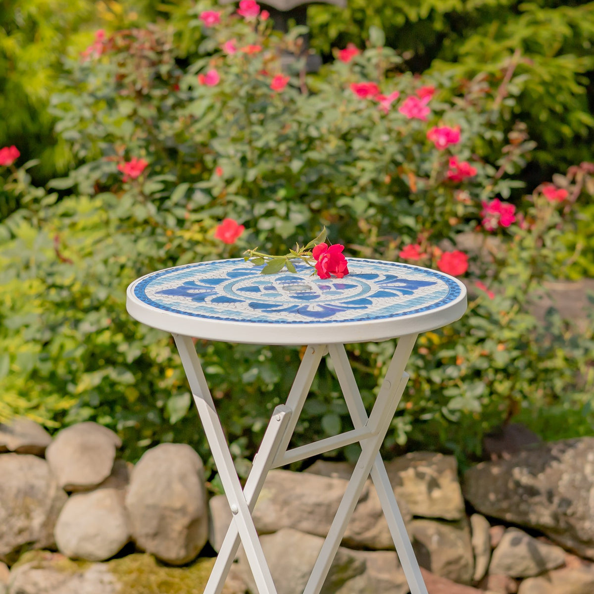 "Cape May" 23in. Tall Mosaic Folding Plant Stand - White & Blue