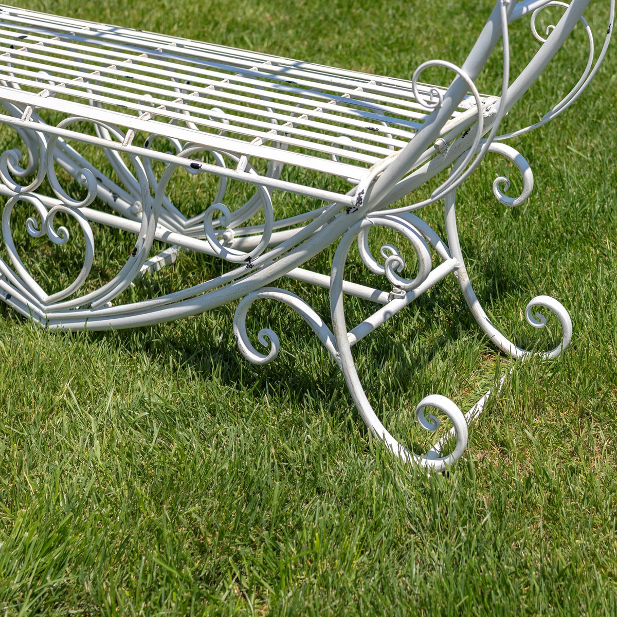 6.8ft. Tall Heart-Shaped Iron Bench "Amore"
