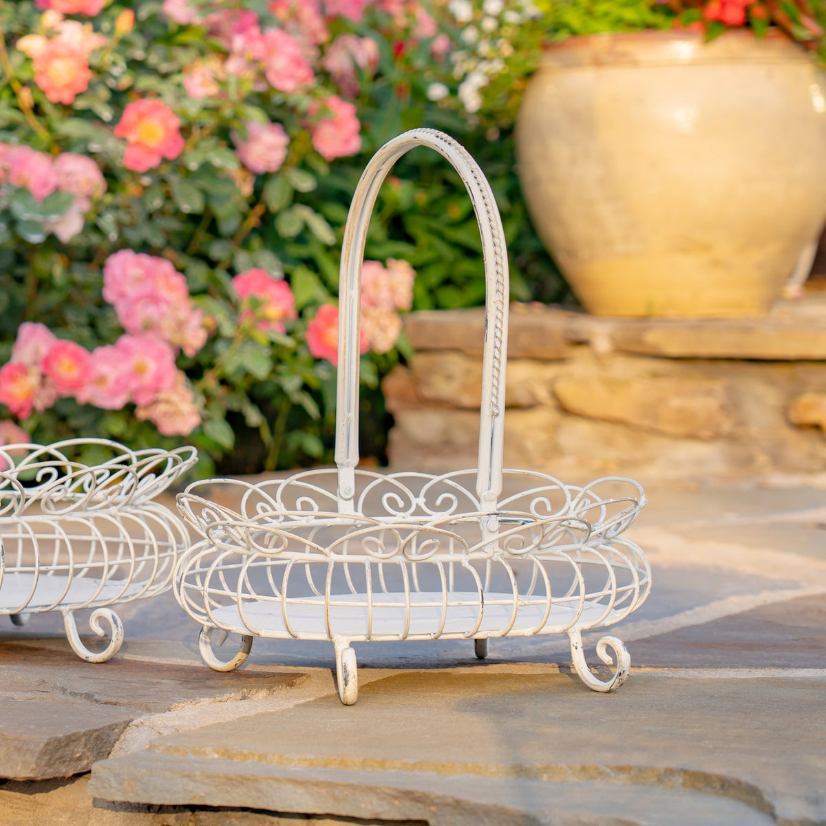 Set of 2 Freestanding Garden Baskets "Stephania"