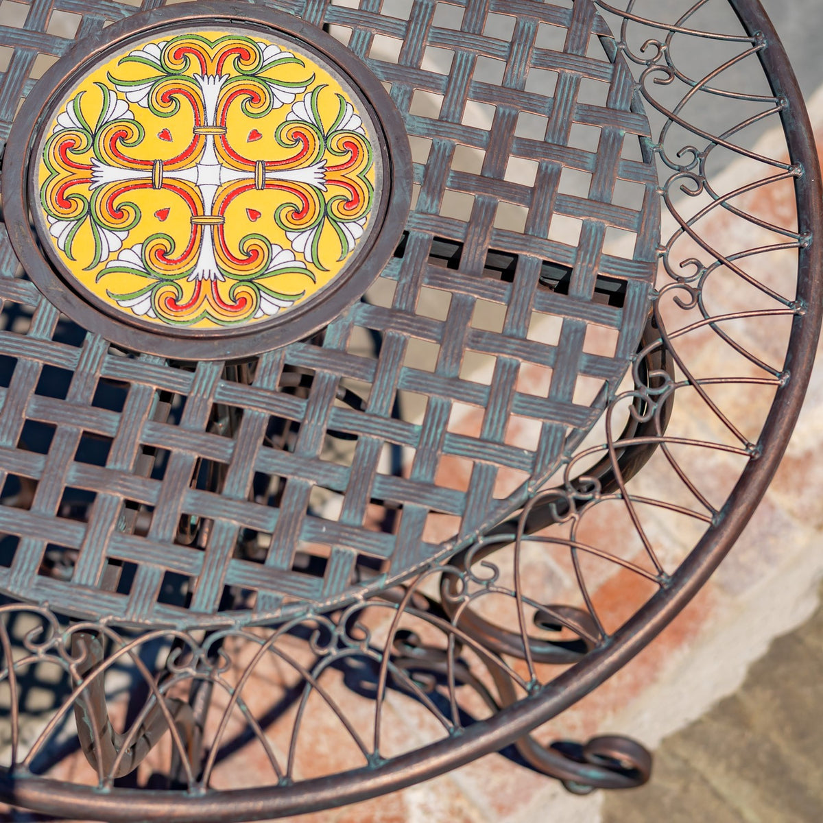 San Marino Round Mosaic Bistro Table "Dolomites"
