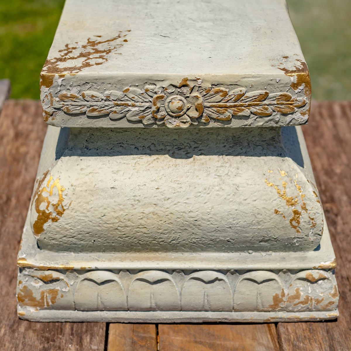 12" Magnesium Pedestal Base for 26.5"t Lions