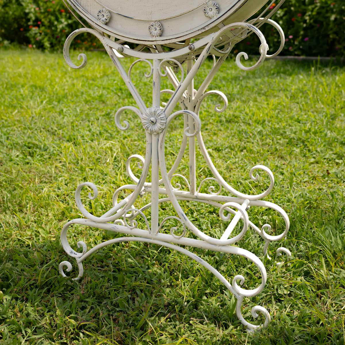 Set of 2 Tall "Tamar" Iron Planters