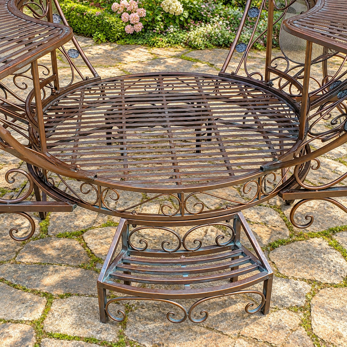 Close view of the carriage's slatted seating platform and included step