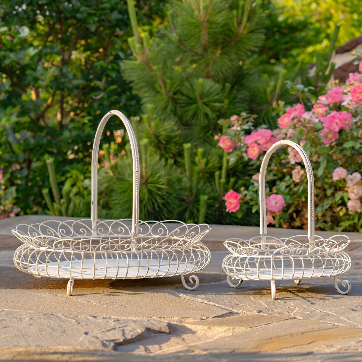 Set of 2 Freestanding Garden Baskets "Stephania"