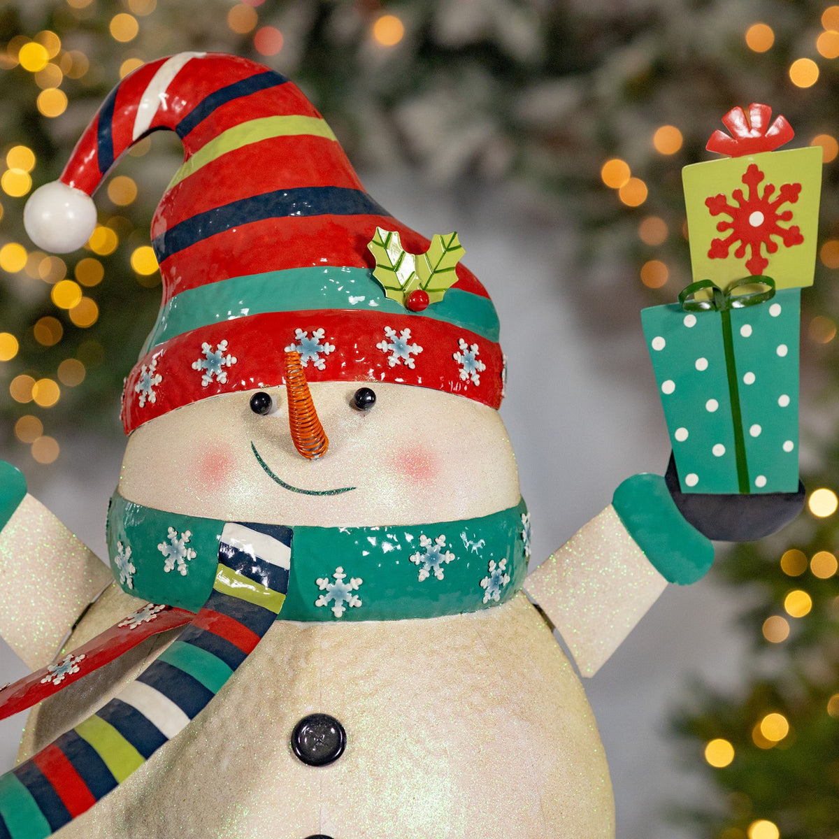 27" Tall Iron Snowman Holding Presents Figurine "Tsugo-Bugo"