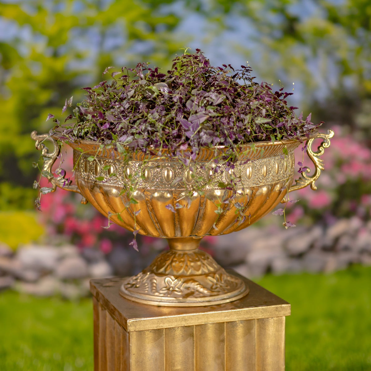 Set of 2 Assorted Metal Urn "Apollo"