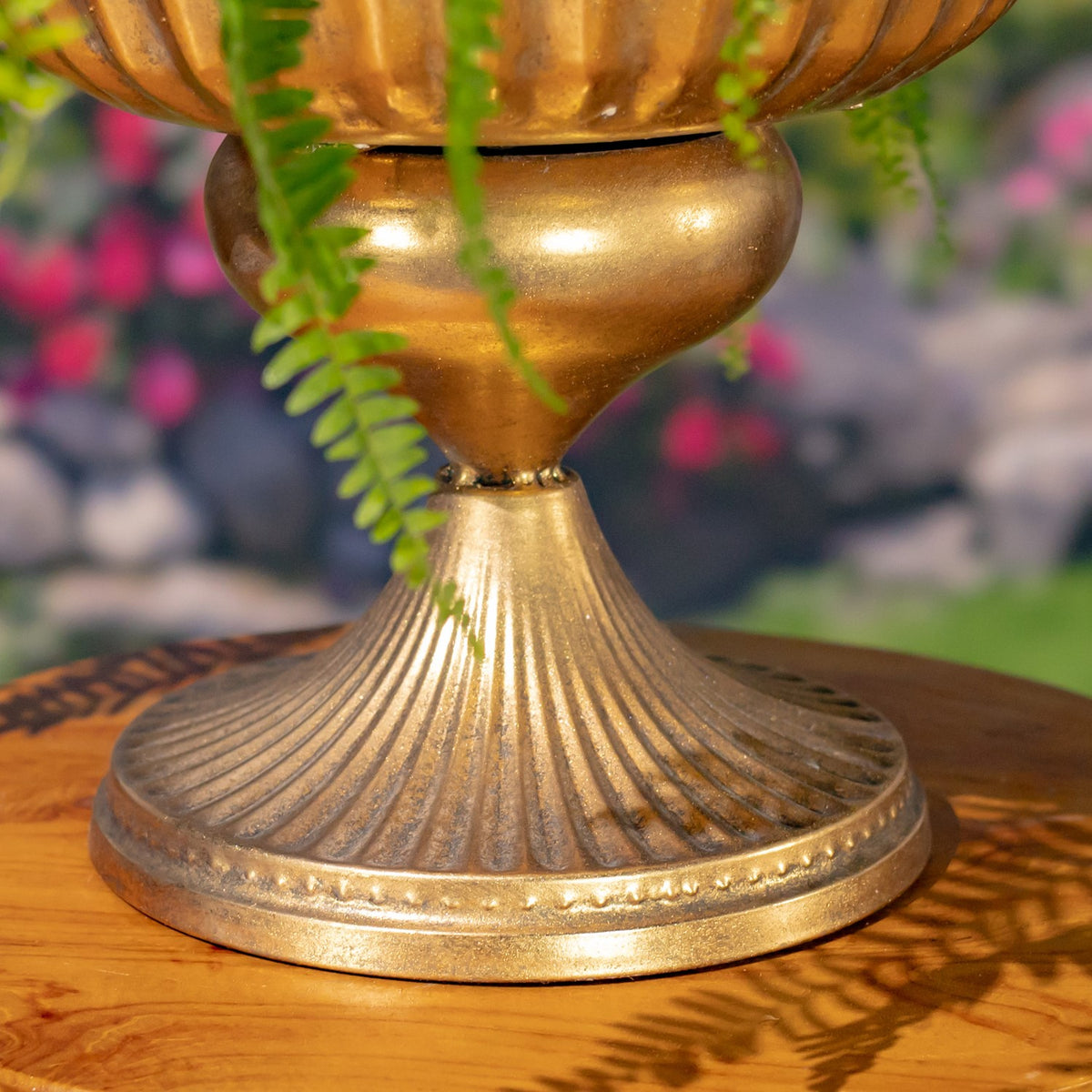 Set of 3 Assorted Metal Urns "Sancus"