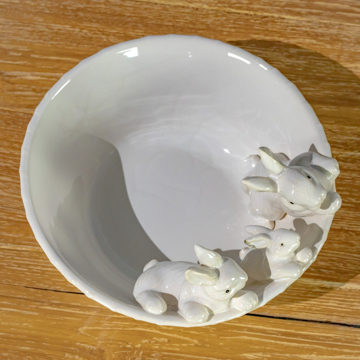 12" Ceramic Oval Basin with Peeping Bunnies "White Rabbit"