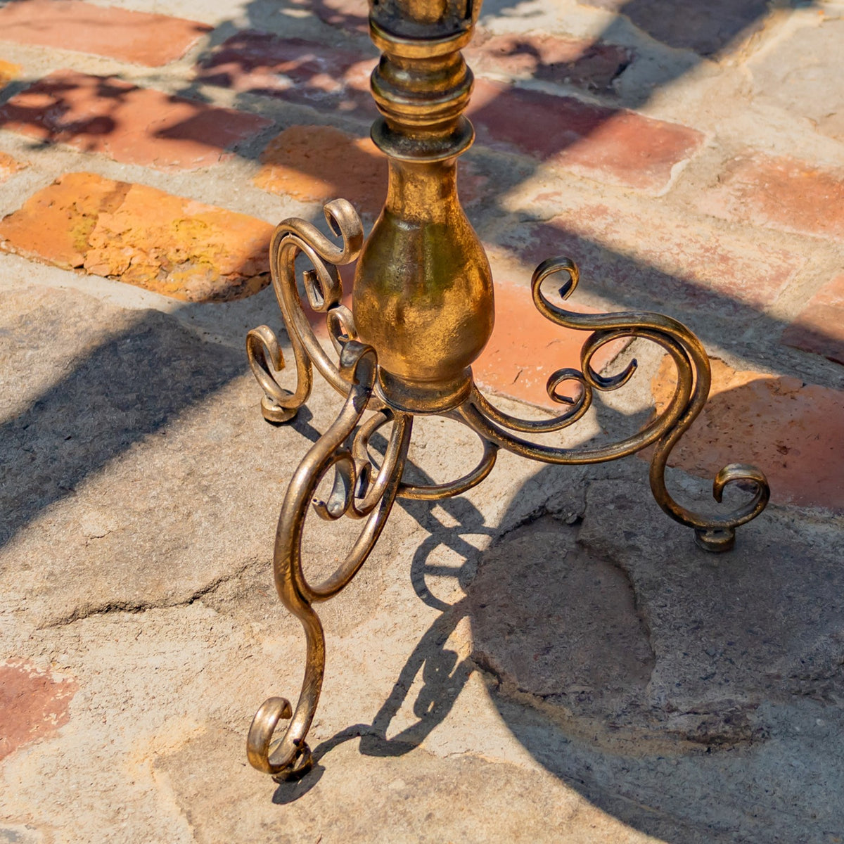 25.4" Tall Birdbath-Feeder with Ornate Stand