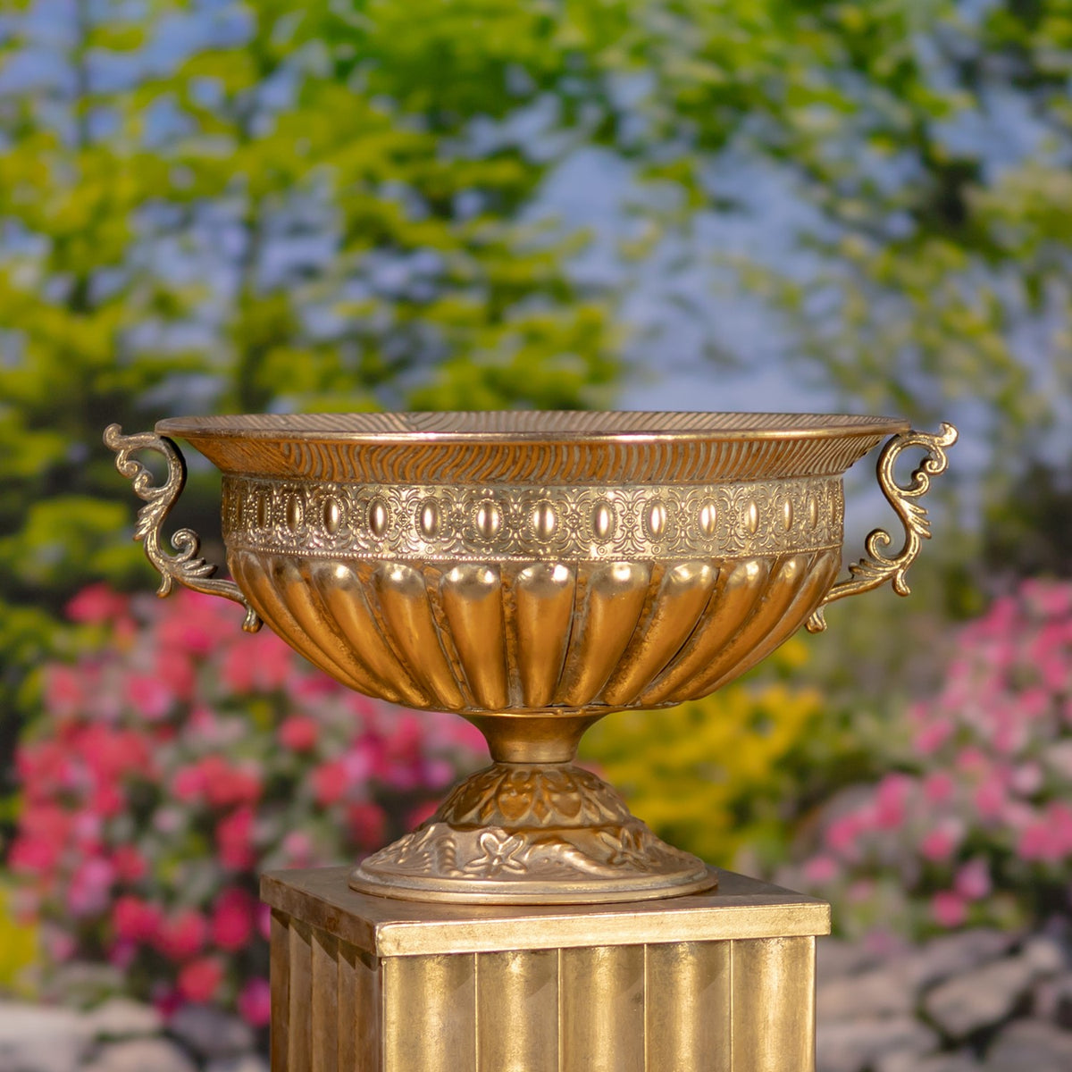 Set of 2 Assorted Metal Urn "Apollo"
