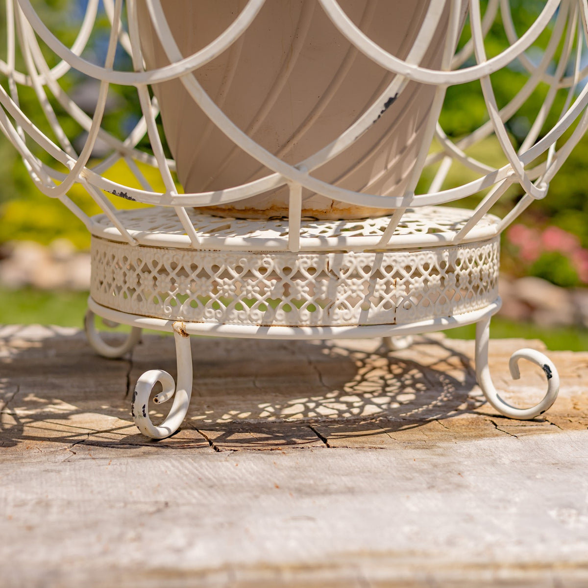 Set of 2 Iron Globe Plant Stands
