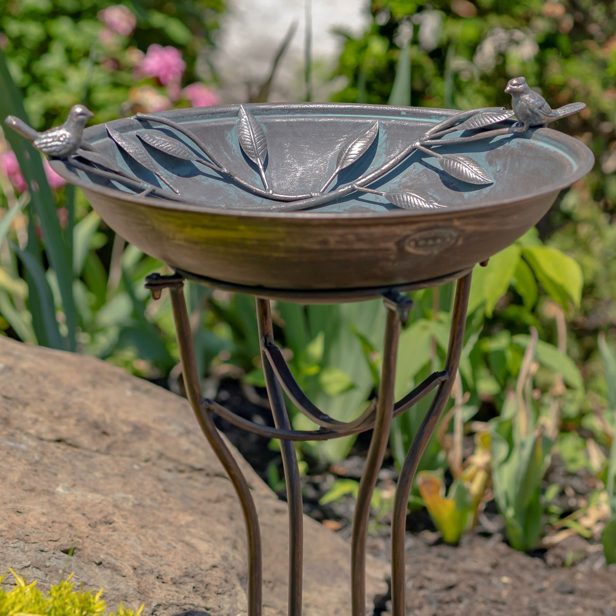 31" Tall "Two Birds" Iron Birdbath